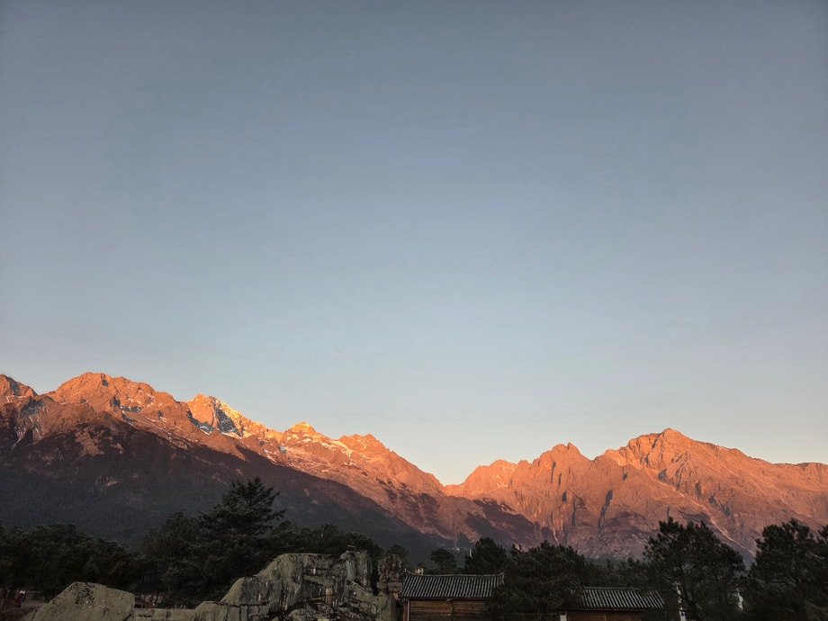옥룡설산(玉龙雪山, Jade Dragon Snow Mountain)