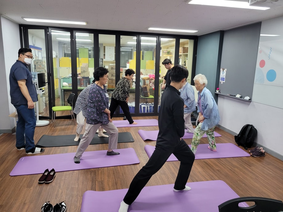 강사님과 함께하는 오프라인 운동프로그램